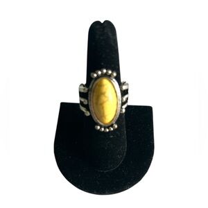 Vintage Yellow Summer Sand  Stone Silver Tone Stretch Ring Eomans Sz 7